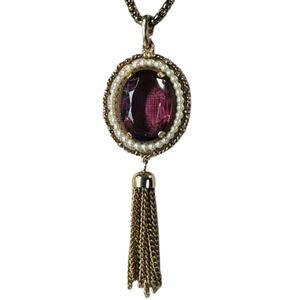 Vtg 70s Avon Renaissance Gold Tone  Faux Amethyst Pearl Tassel Pendant  Necklace